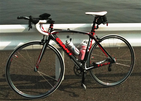 GIANT TCR ロードバイク 黒/赤 超限界値下げ‼️Giant TCR1 2016 ロード